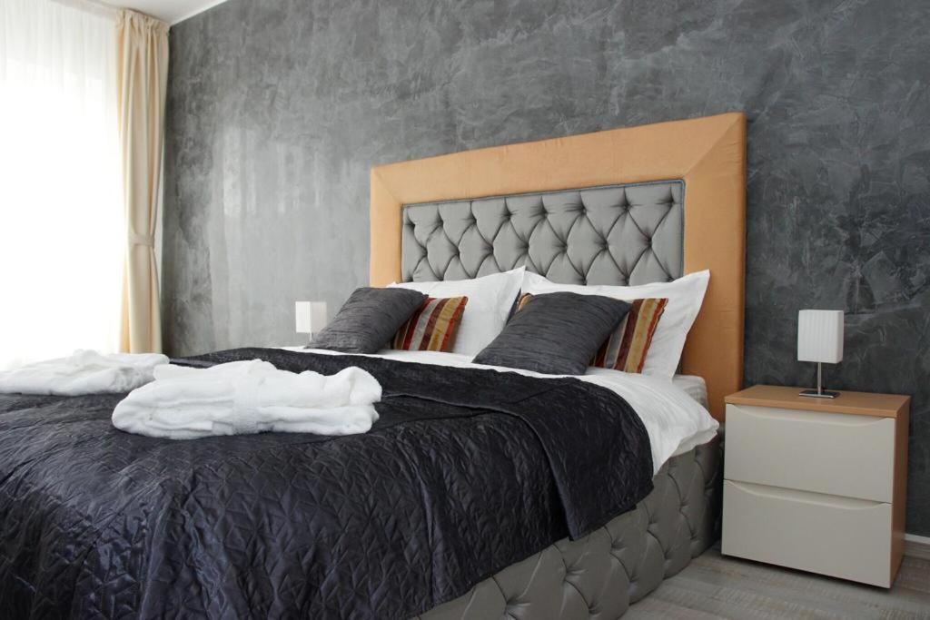 Apartament Safir Брашов Екстериор снимка